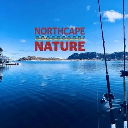 Northcape Nature Rorbuer - 1 - Dock South Gjesvaer